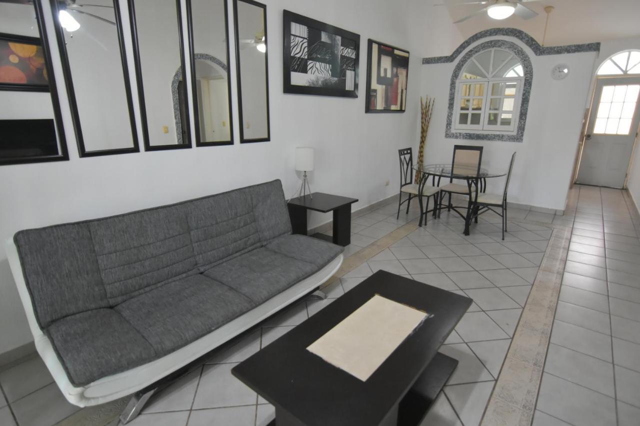 Tulipanes Cancún Exteriör bild