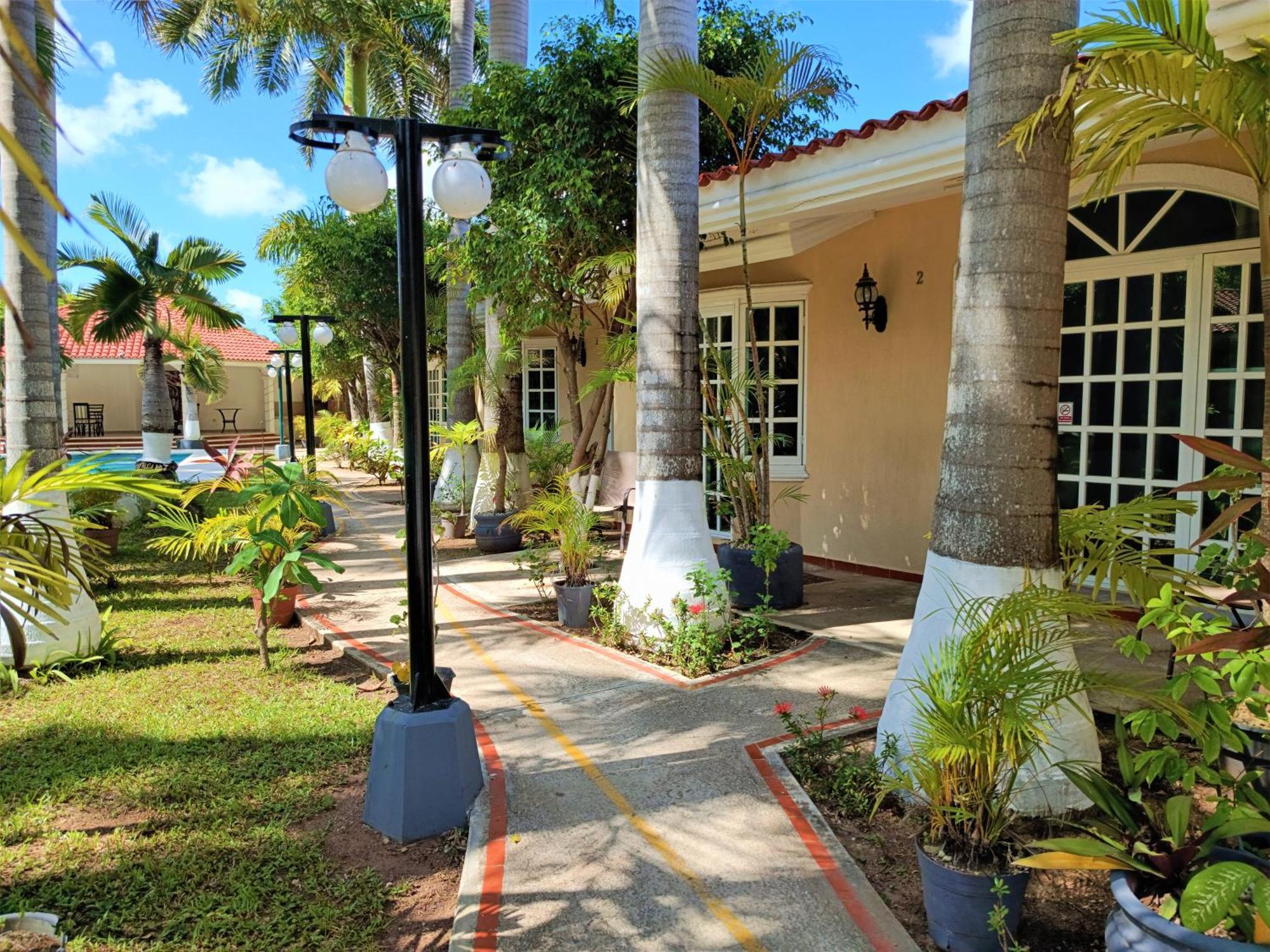 Tulipanes Cancún Exteriör bild