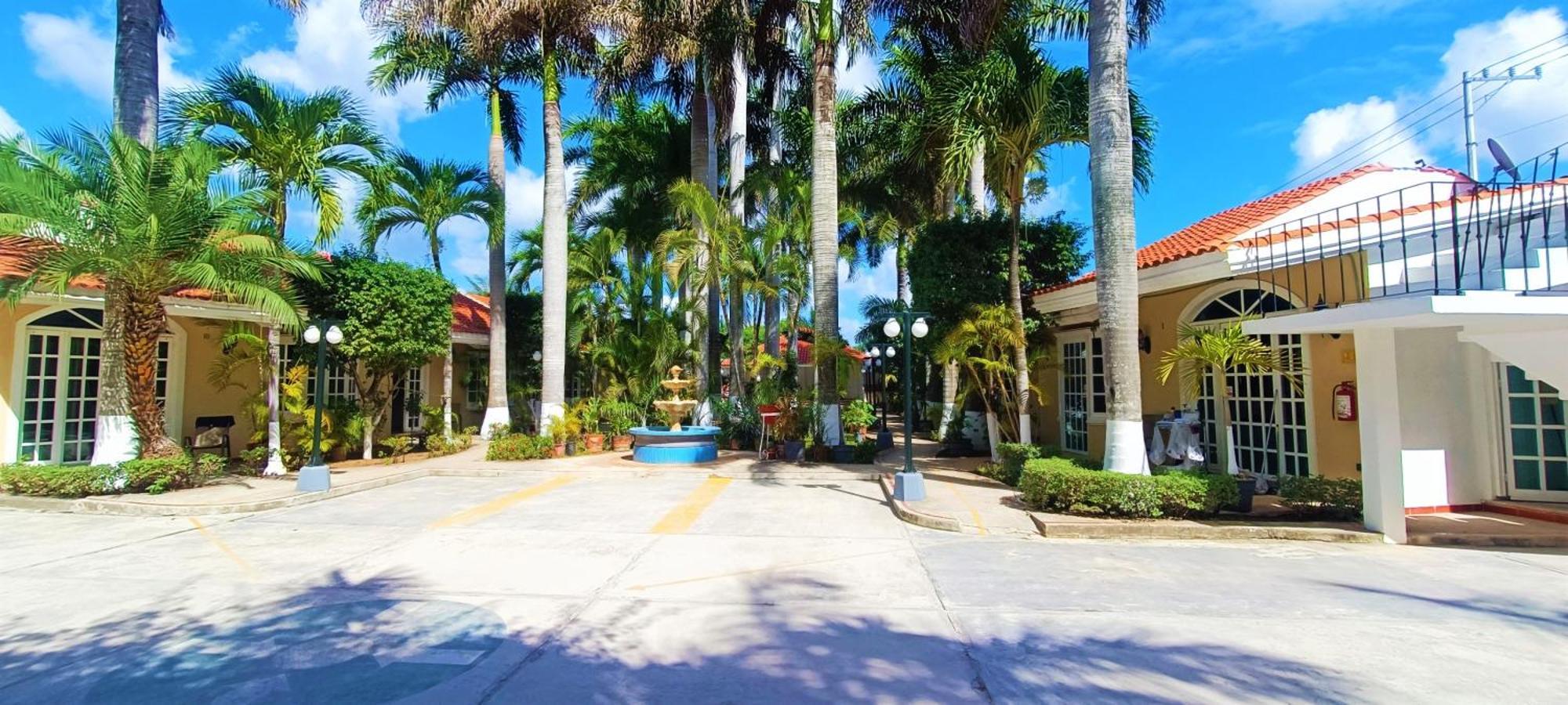 Tulipanes Cancún Exteriör bild