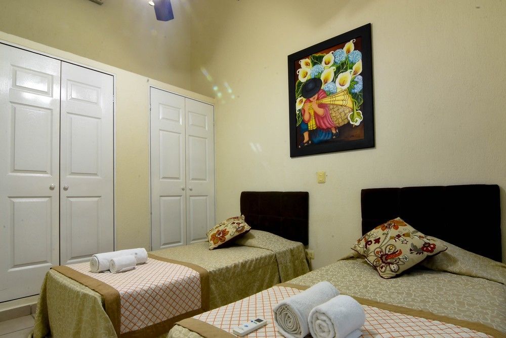 Tulipanes Cancún Exteriör bild