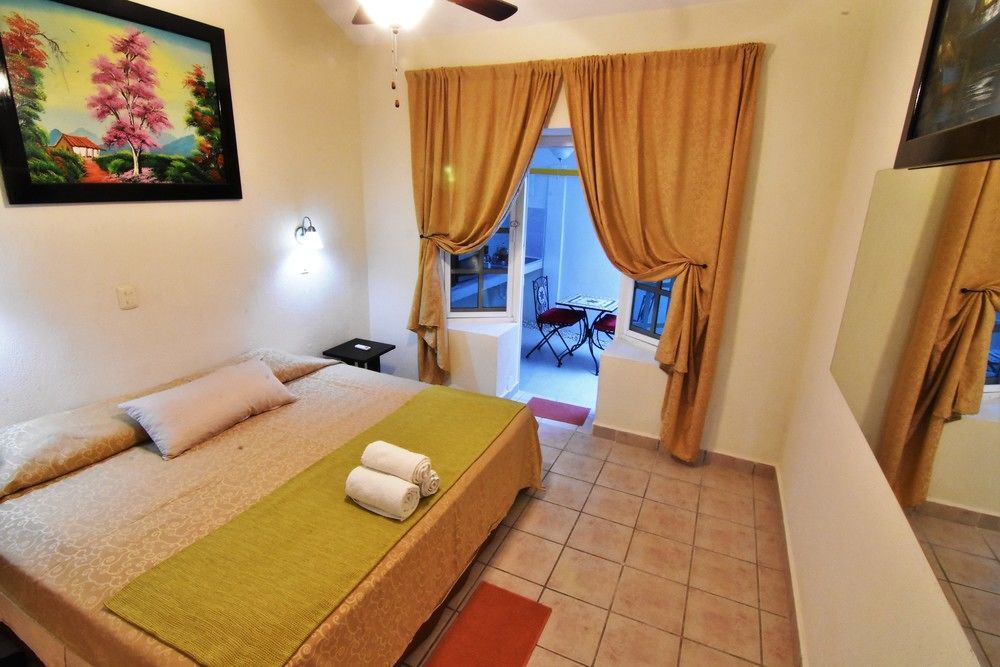 Tulipanes Cancún Exteriör bild